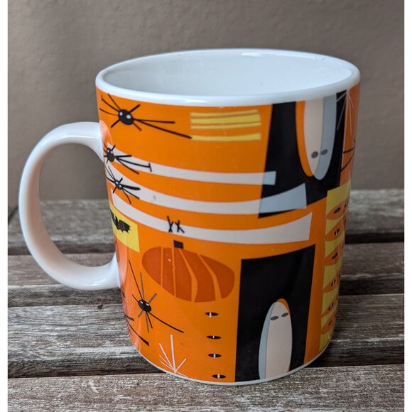 💜Halloween Crate & Barrel Mug🎃 - Picture 1 of 2